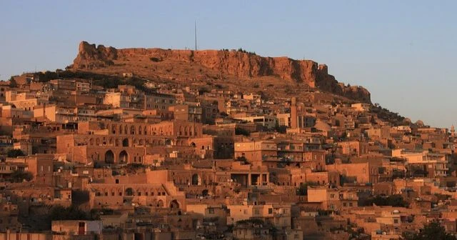 mezopotamyanin buyuleyıcı guzellıktekı tarıh kokan sehırlerı mardın urfa (5)